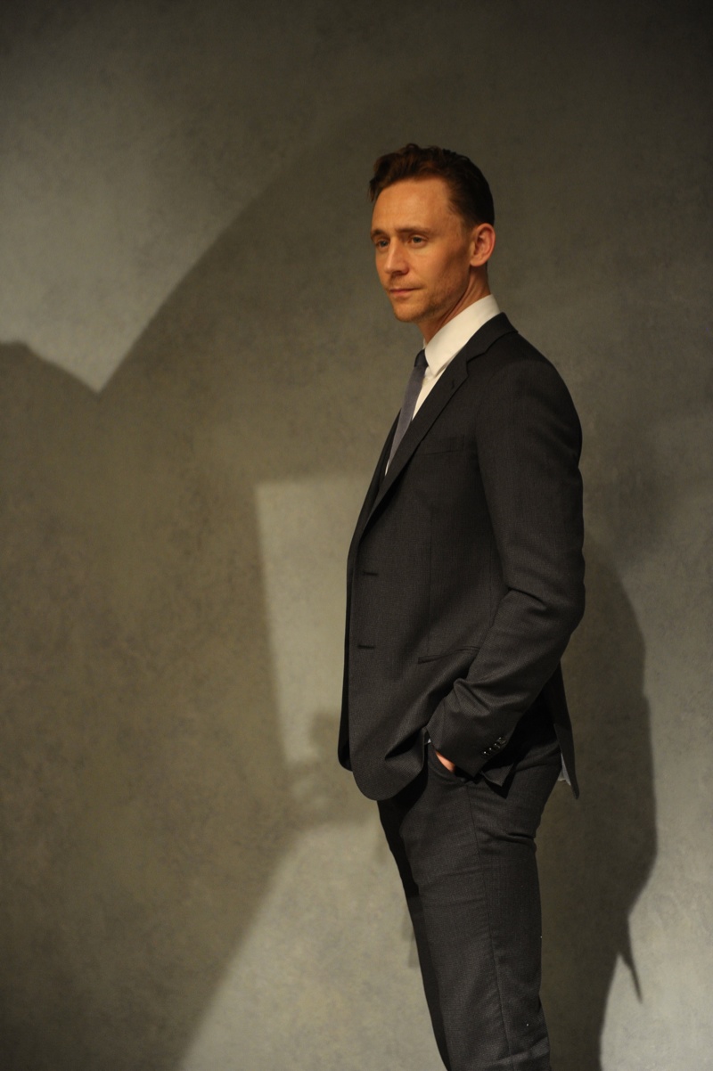 GUESSPortraitStudioatTIFF_PhotoCredit-CharlesLeonio_GettyImagesforGUESS_Sept6_TomHiddleston.jpg