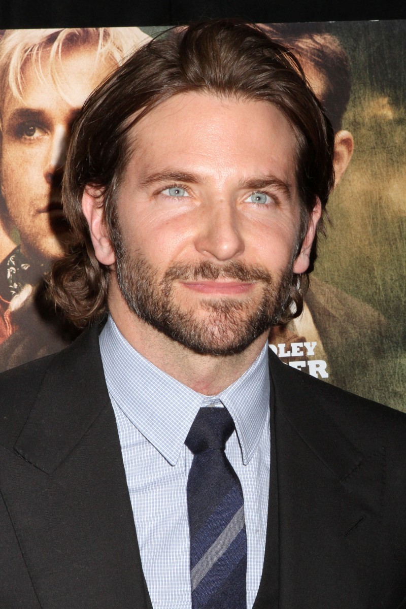 The Celebrity Mustache : From Brad Pitt to Zac Efron bradley cooper 800x1200 The Celebrity Mustache : From Brad Pitt to Zac Efron