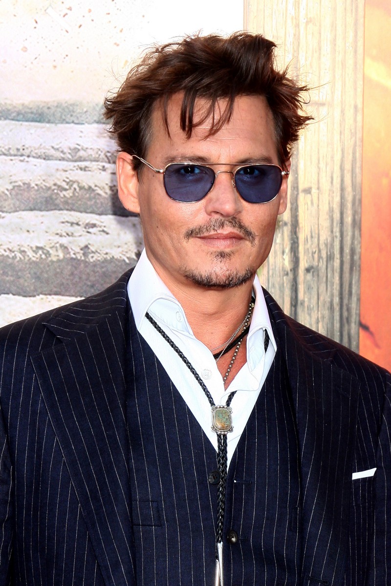 The Celebrity Mustache : From Brad Pitt to Zac Efron johnny depp 800x1200 The Celebrity Mustache : From Brad Pitt to Zac Efron