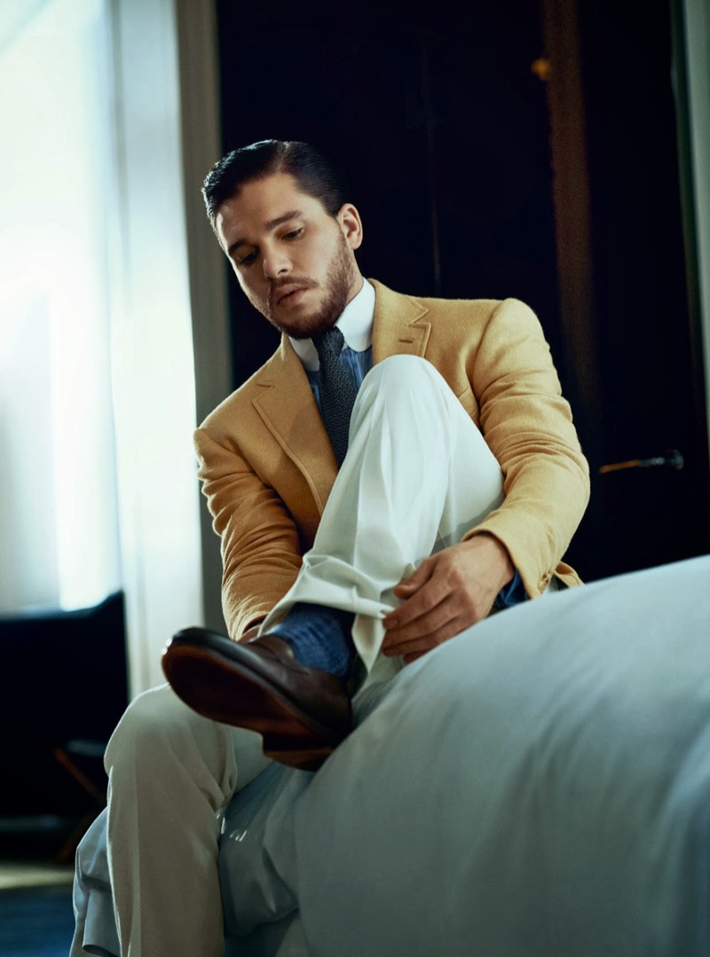 kit harington 0004 Kit Harington Cleans up for Esquire UK