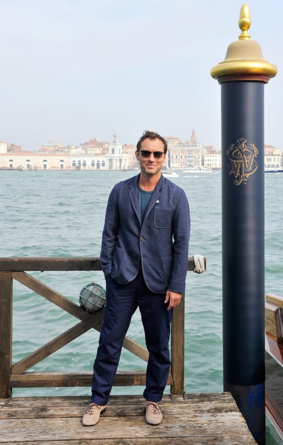 Jude Law Helps Johnnie Walker Celebrate The Gentlemans Wager Launch at Venice Film Festival image  