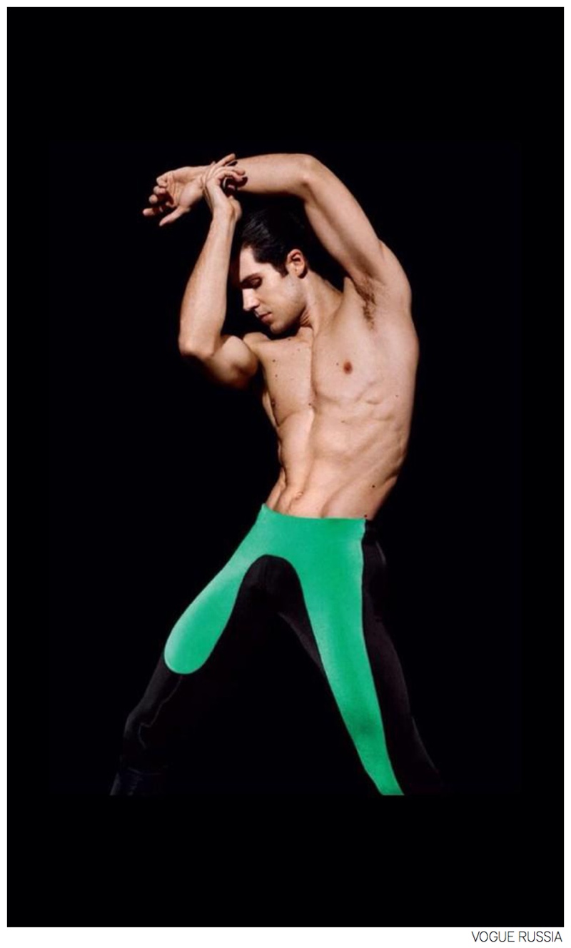 Roberto Bolle is a Dancing Superhero for Vogue Russia September 2014 Issue image Roberto Bolle Vogue Russia 001 