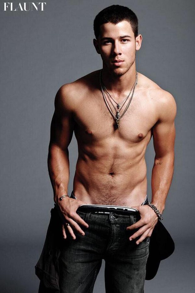 Nick-Jonas-Shirtless-Flaunt.jpg