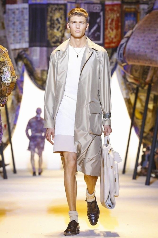 versace-spring-summer-2016-milan-fashion-week-16