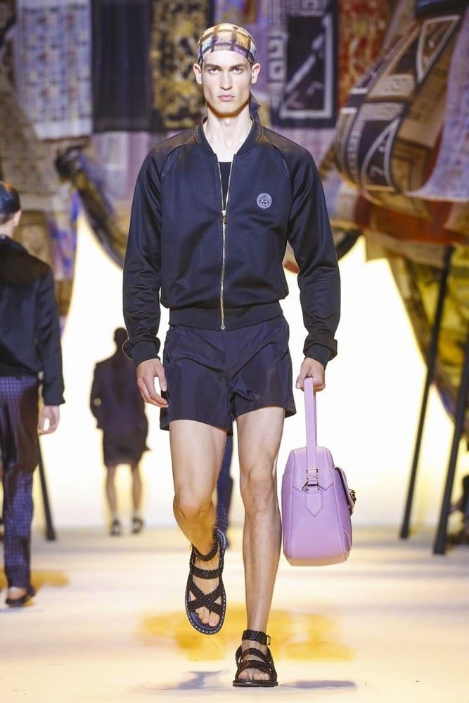 versace-spring-summer-2016-milan-fashion-week-39