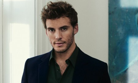 http://www.thefashionisto.com/wp-content/uploads/2015/10/Sam-Claflin-2015-Photo-Shoot-InStyle-003-450x270.jpg