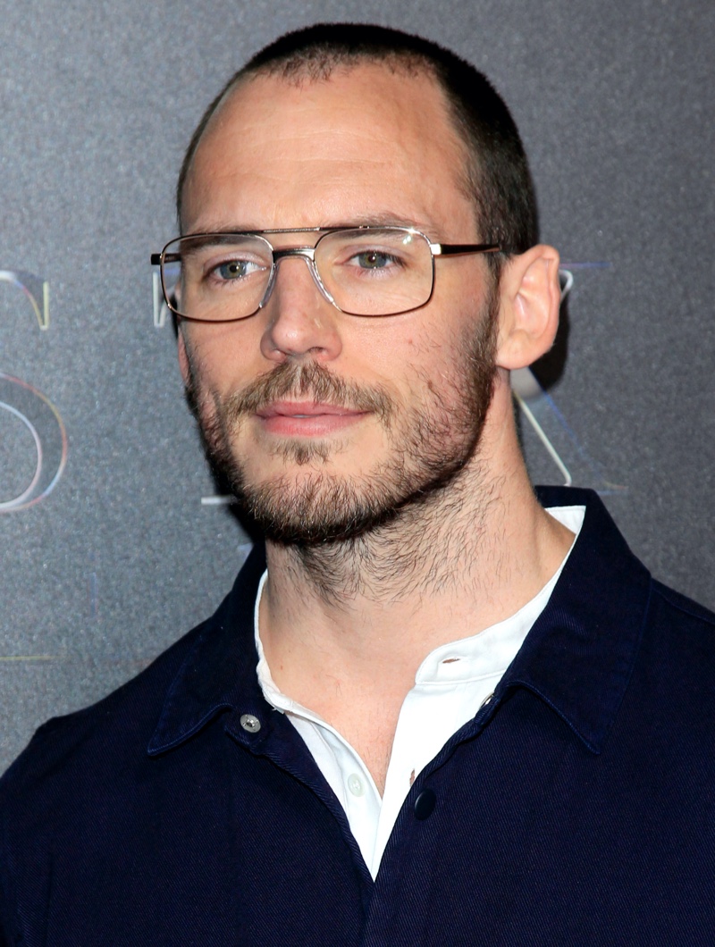 Sam Claflin Glasses