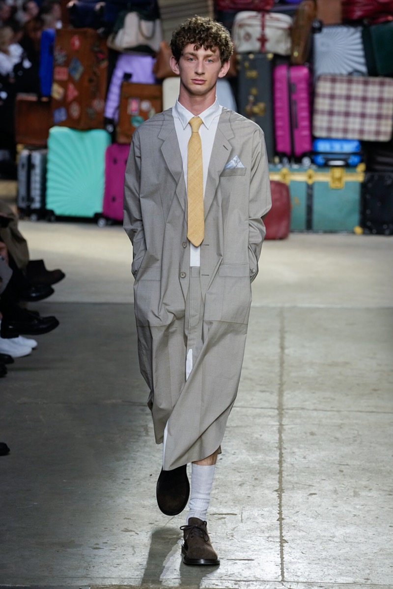 Moschino Spring Summer 2025 Collection Men 021