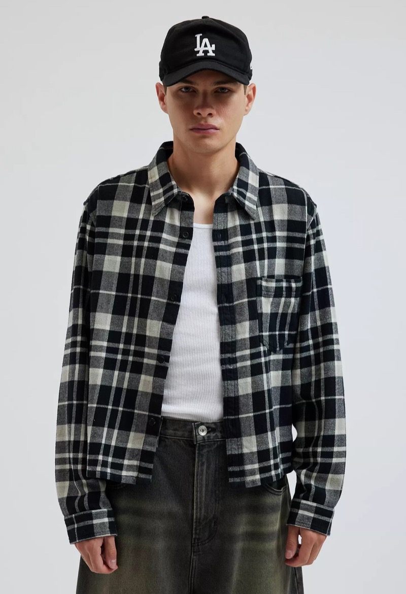 A cropped flannel sharpens up grunge with a hemline that hits right at the waist.