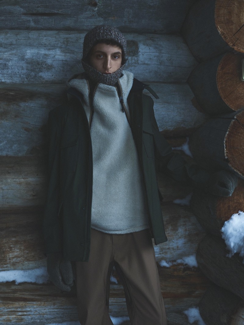 Loro Piana offers refined layers for its Après-ski collection.