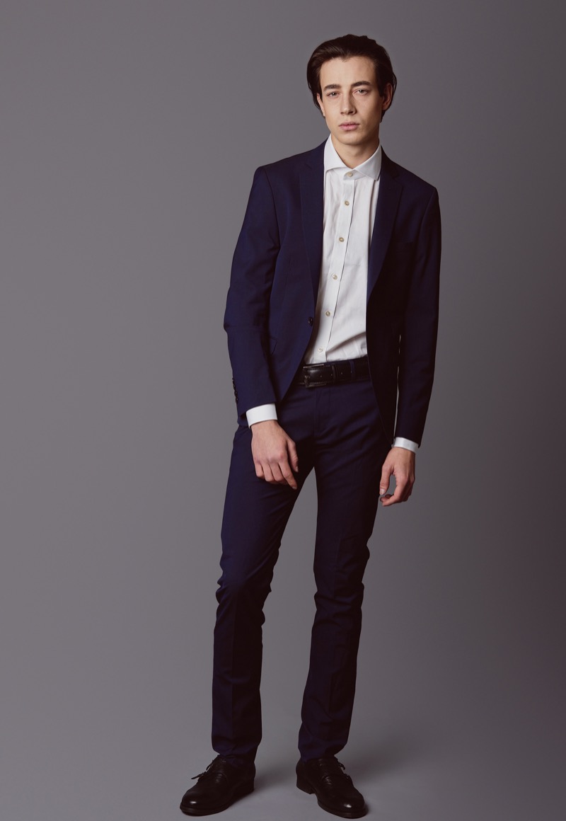 Relaxed Suit Male Model Pose