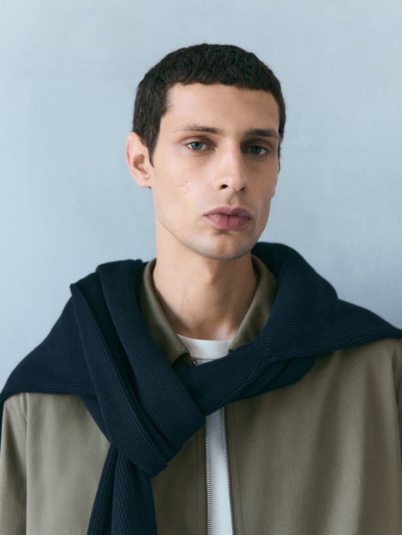 Massimo Dutti Studio proposes essentials for summer 2024.