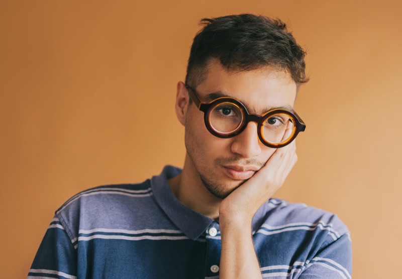 Round glasses for men