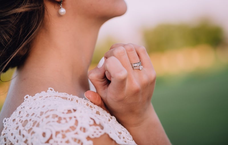 Band wedding ring