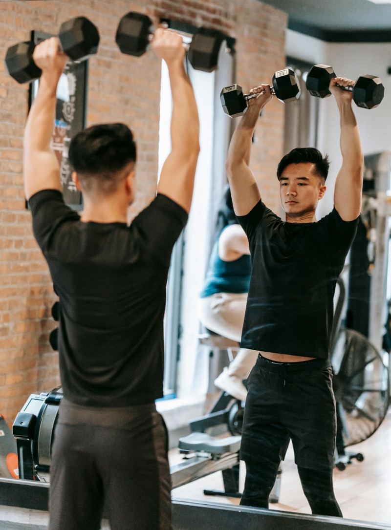 gym outfit all-black men