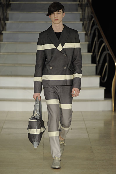 Louis Vuitton Men's Fall 2009