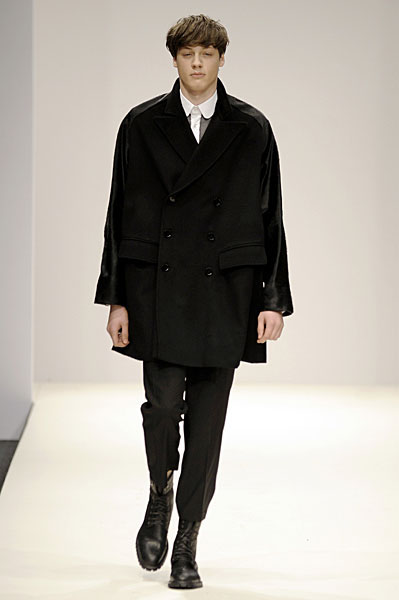 John Rocha Fall 2009 – The Fashionisto