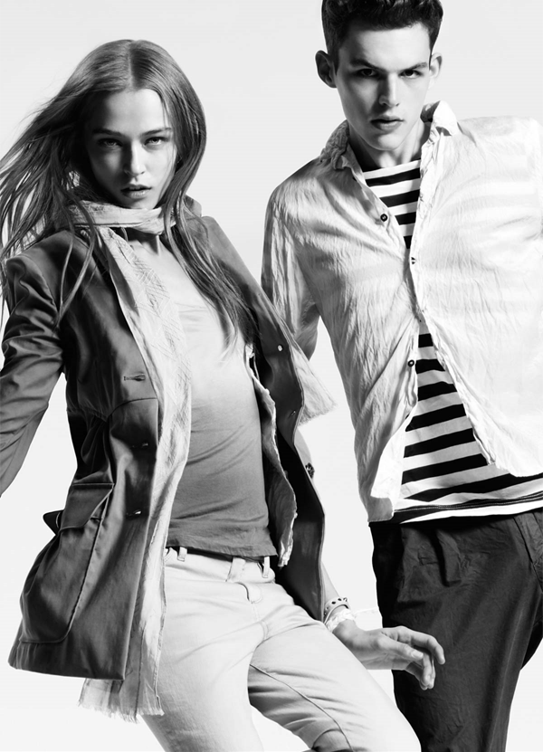 thomas-burberry-spring-summer-2009_1234981166938