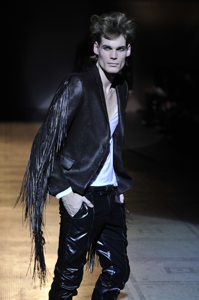 Introducing Dimitri Stavrou – The Fashionisto