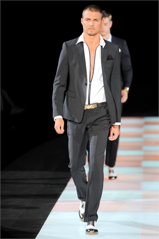 Emporio Armani Spring 2010 – The Fashionisto