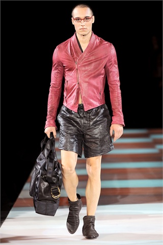 Emporio Armani Spring 2010 – The Fashionisto