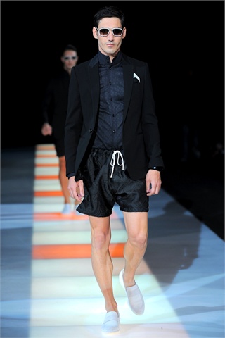 Emporio Armani Spring 2010 – The Fashionisto