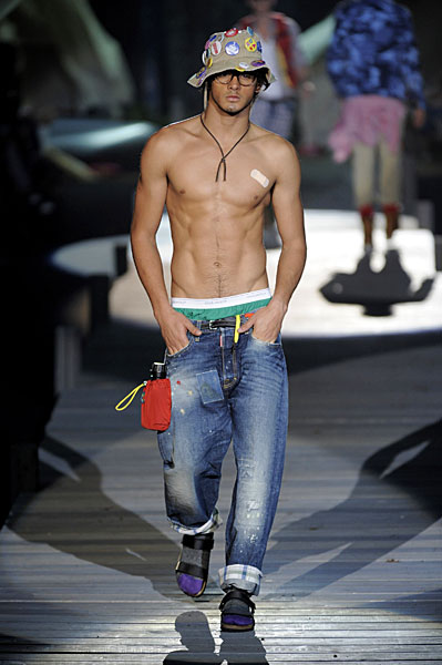 Dsquared² Spring 2010 – The Fashionisto