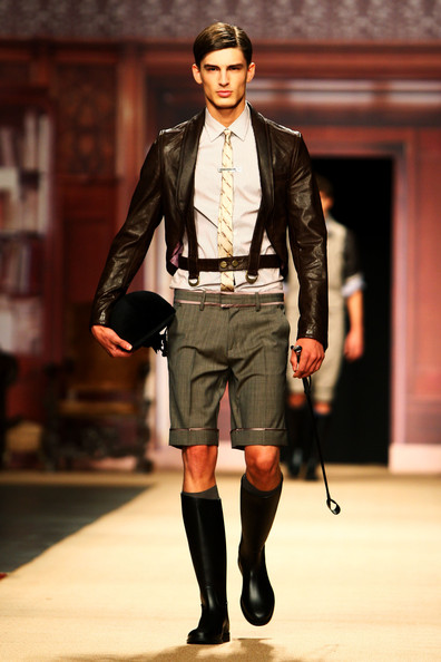 Frankie Morello Spring 2010 – The Fashionisto