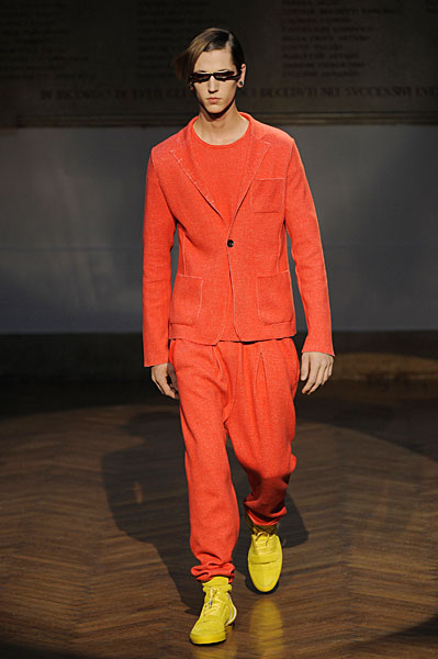 Preview - Giuliano Fujiwara Spring 2010 – The Fashionisto