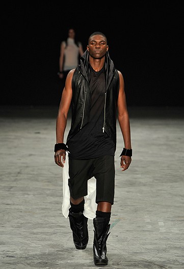 Rick Owens Spring 2010 – The Fashionisto