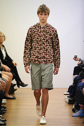 Comme des Garçons SHIRT Spring 2010 – The Fashionisto