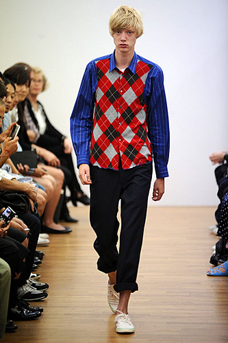 Comme des Garçons SHIRT Spring 2010 – The Fashionisto