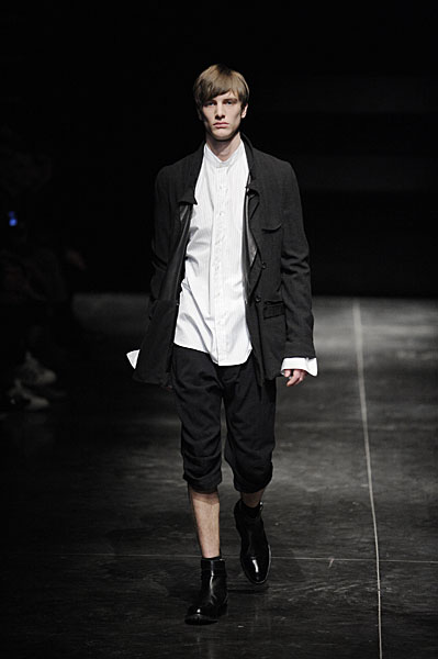 blaak thefashionisto12