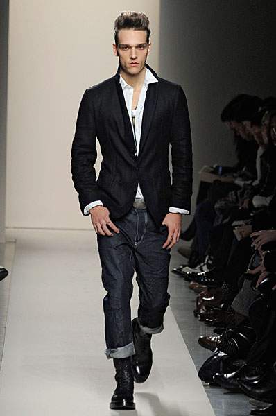 Milan Fashion Week | Bottega Veneta Fall 2010 – The Fashionisto