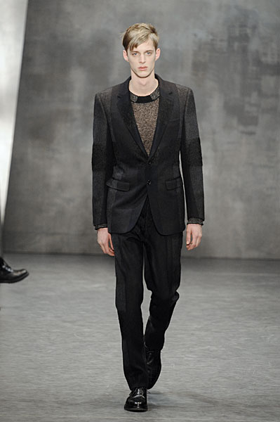 Paris Fashion Week | Cerruti Fall 2010 – The Fashionisto