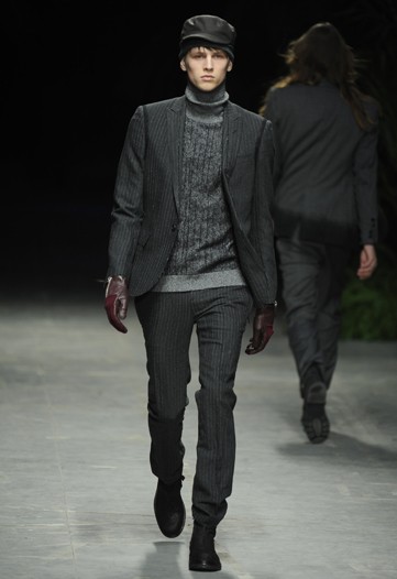costumenational thefashionisto37
