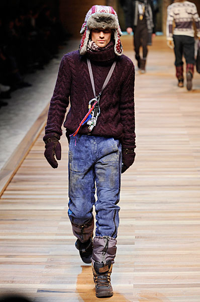 Milan Fashion Week | D&G Fall 2010 – The Fashionisto