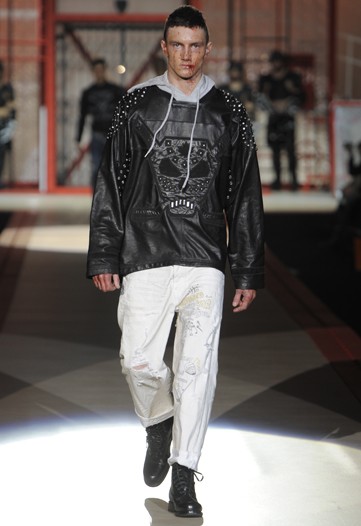 Milan Fashion Week | Dsquared² Fall 2010 – The Fashionisto