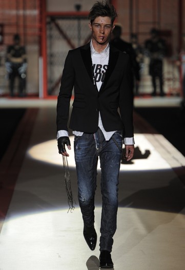 Milan Fashion Week | Dsquared² Fall 2010 – The Fashionisto