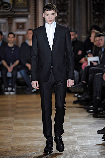 givenchy thefashionisto9