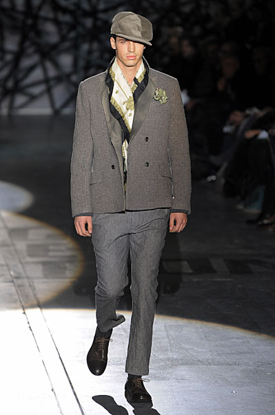 iceberg thefashionisto44