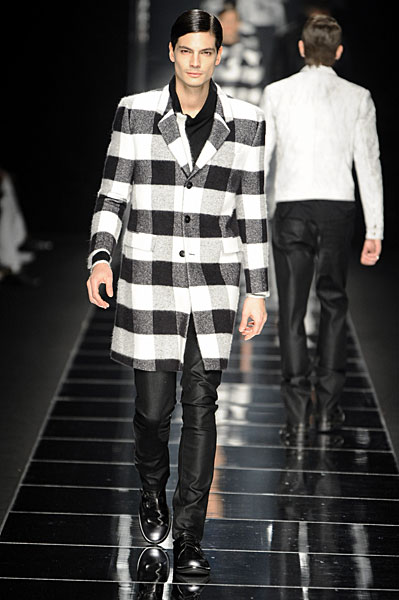 johnrichmond thefashionisto10