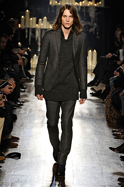 johnv thefashionisto31