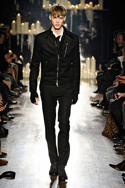 johnv thefashionisto5