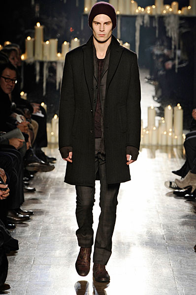 johnv thefashionisto8