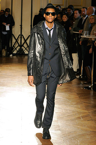 junya thefashionisto14