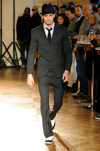 junya thefashionisto35