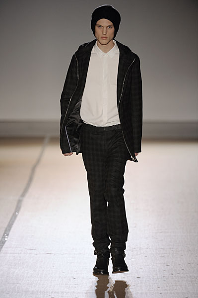 krisva thefashionisto21