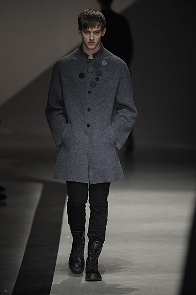 Milan Fashion Week | Neil Barrett Fall 2010 – The Fashionisto