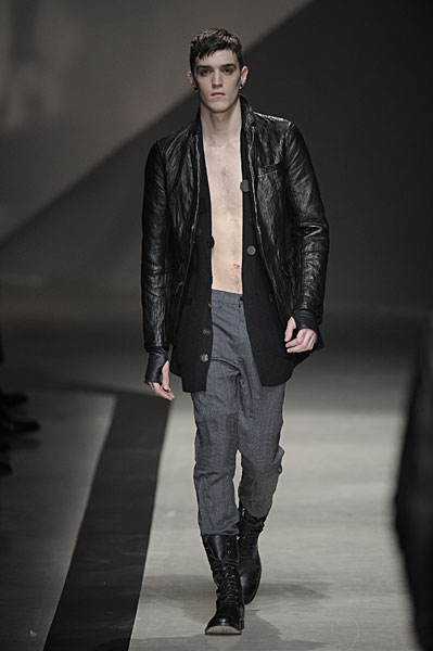 Milan Fashion Week | Neil Barrett Fall 2010 – The Fashionisto